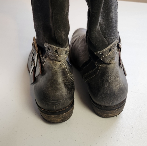 NoPulse Tall Gray Flat Boots Lined Winter Boots Faux Leather Size 39 8 Vegan Y2K - Picture 10 of 12